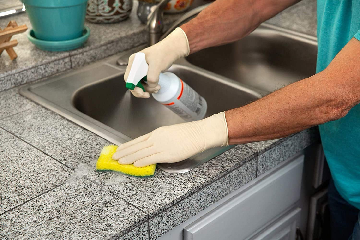 (In-Stock) Latex Gloves | Microflex Diamond Grip (6 Mil) - GloveSaver.com